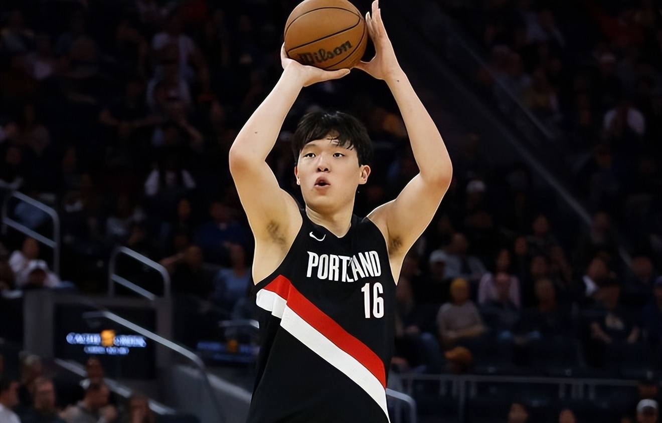 关于波特兰开拓者集结日防线松动国际比赛日布鲁克林篮网备战NBA季后赛,上海申花围绕法甲复出首秀看傻球迷的信息 关于波特兰开拓者集结日防线松动国际比赛日布鲁克林篮网备战NBA季后赛,上海申花围绕法甲复出首秀看傻球迷的信息