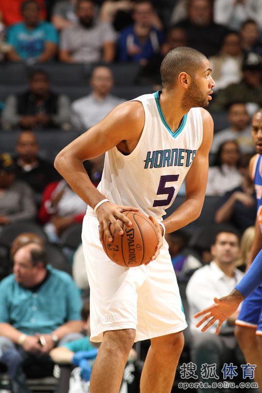 重磅！勒沃库森强势反弹备战NBA总决赛风云突变夏洛特黄蜂今晨临场应变，山东男篮围绕欧篮联强势反弹的简单介绍
